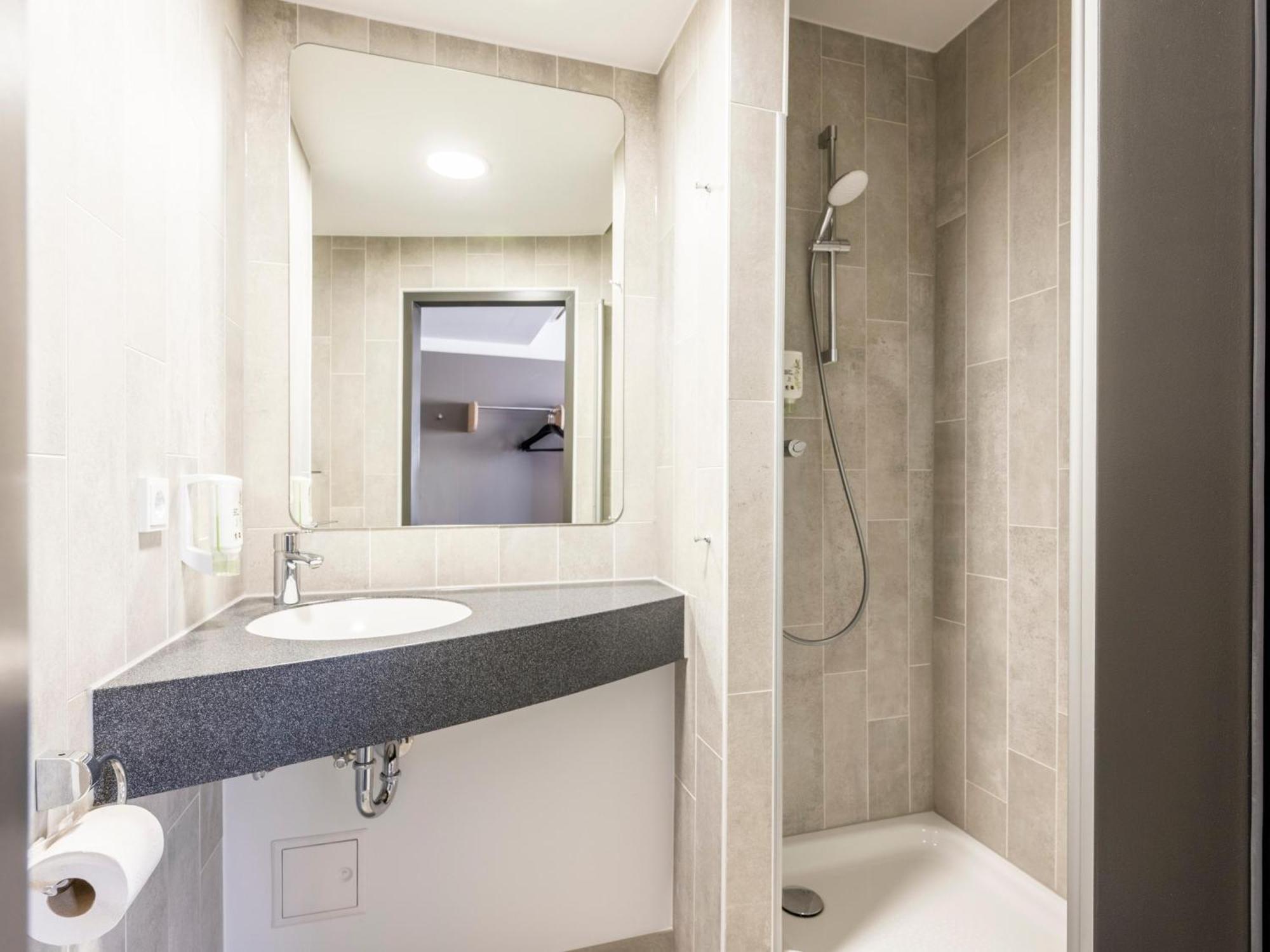 B&B Hotel Schweinfurt-City 外观 照片